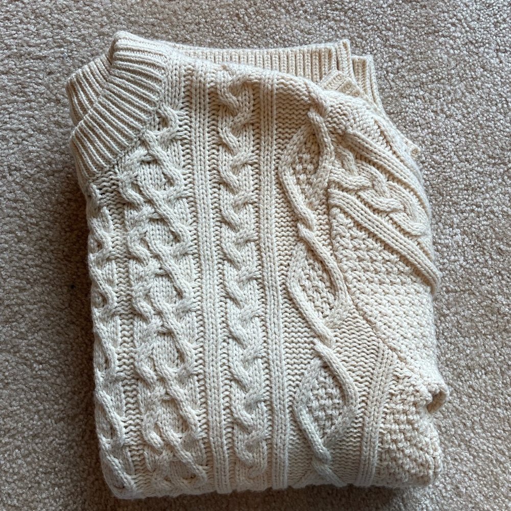 H&M Cream Cable Knit Men's Sweater